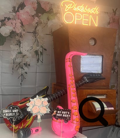 Fotobox mit Drucker und Accessoires