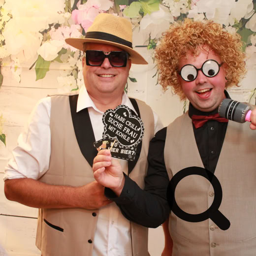 Frauen Lachen in die Fotobox